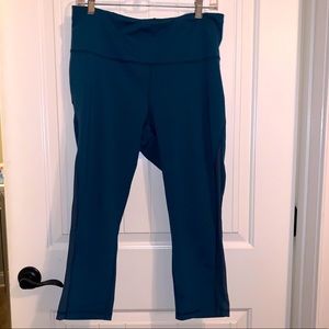 Old Navy Turquoise Dry Fit Ankle Leggings